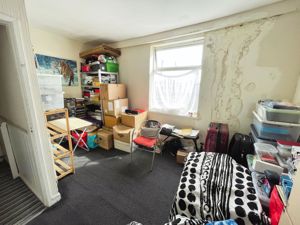 Bedroom- click for photo gallery